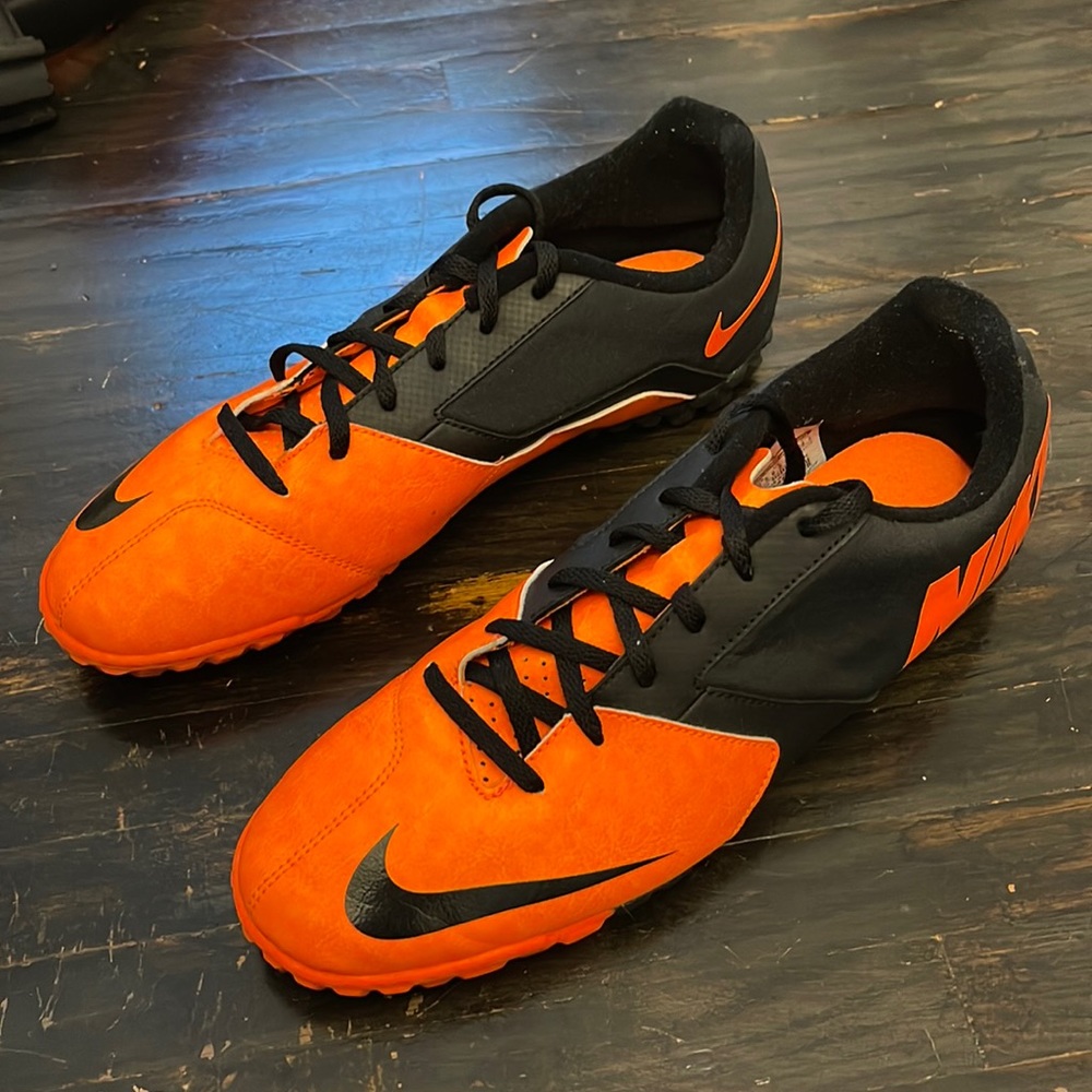 Men’s Nike Bomba II